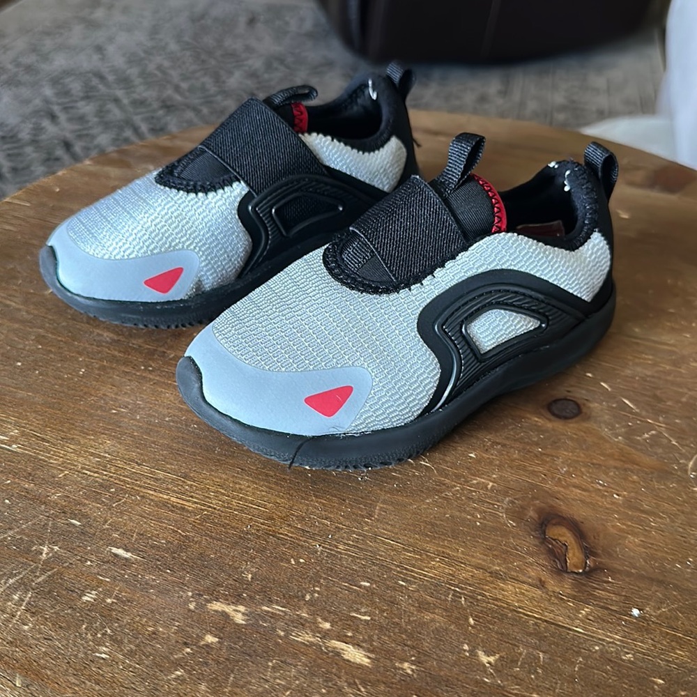 Kids bcg shoes